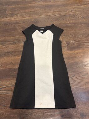 Sally Miller Girl’s Black and White Colorblock Mini Dress Size Medium